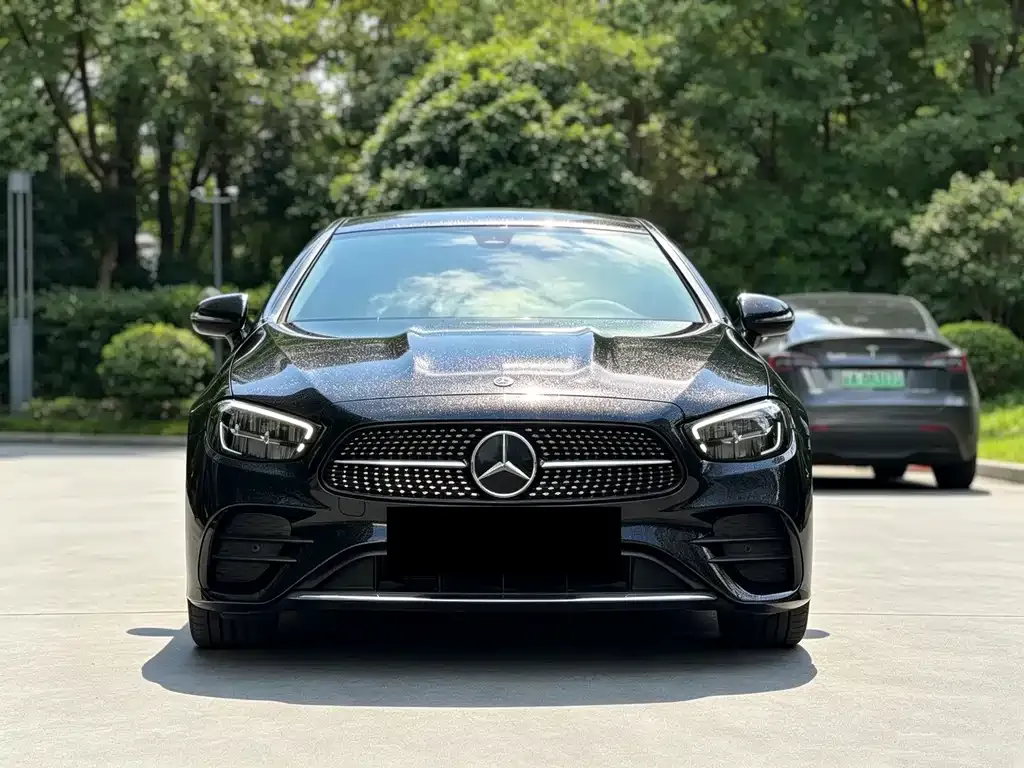 Mercedes-Benz E-Class (Import) — фото 2