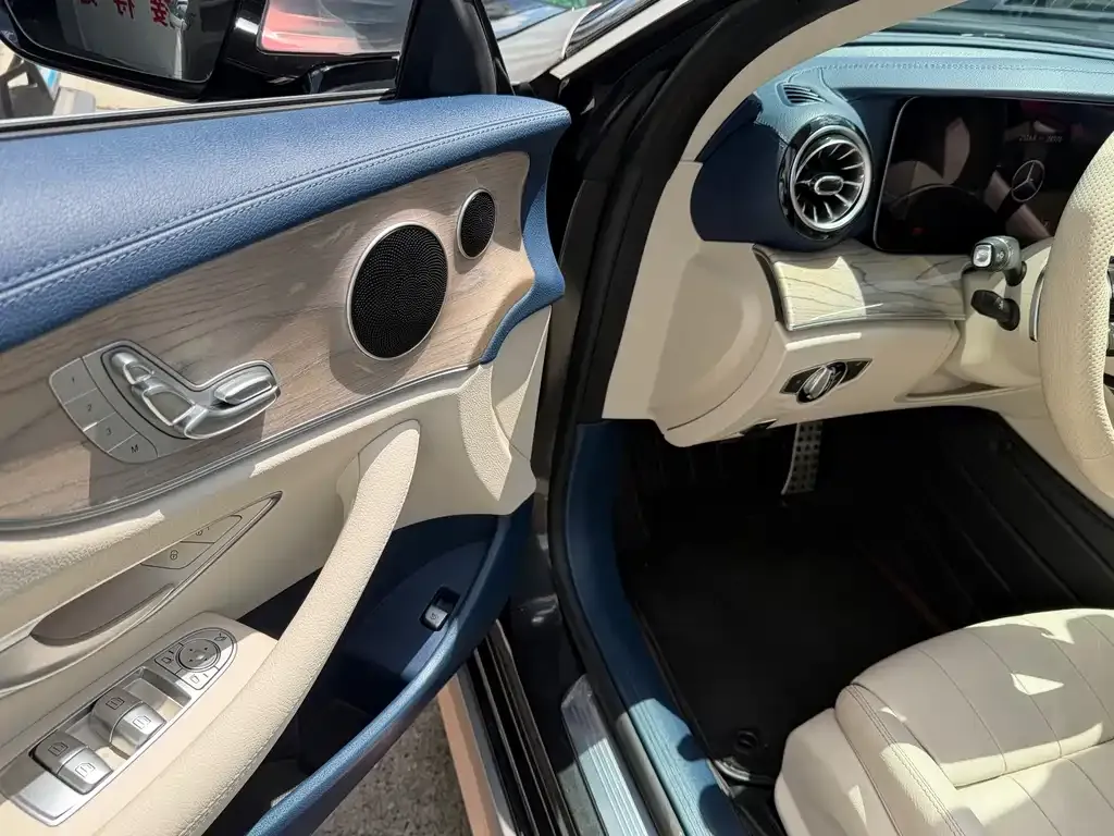 Mercedes-Benz E-Class (Import) — фото 6