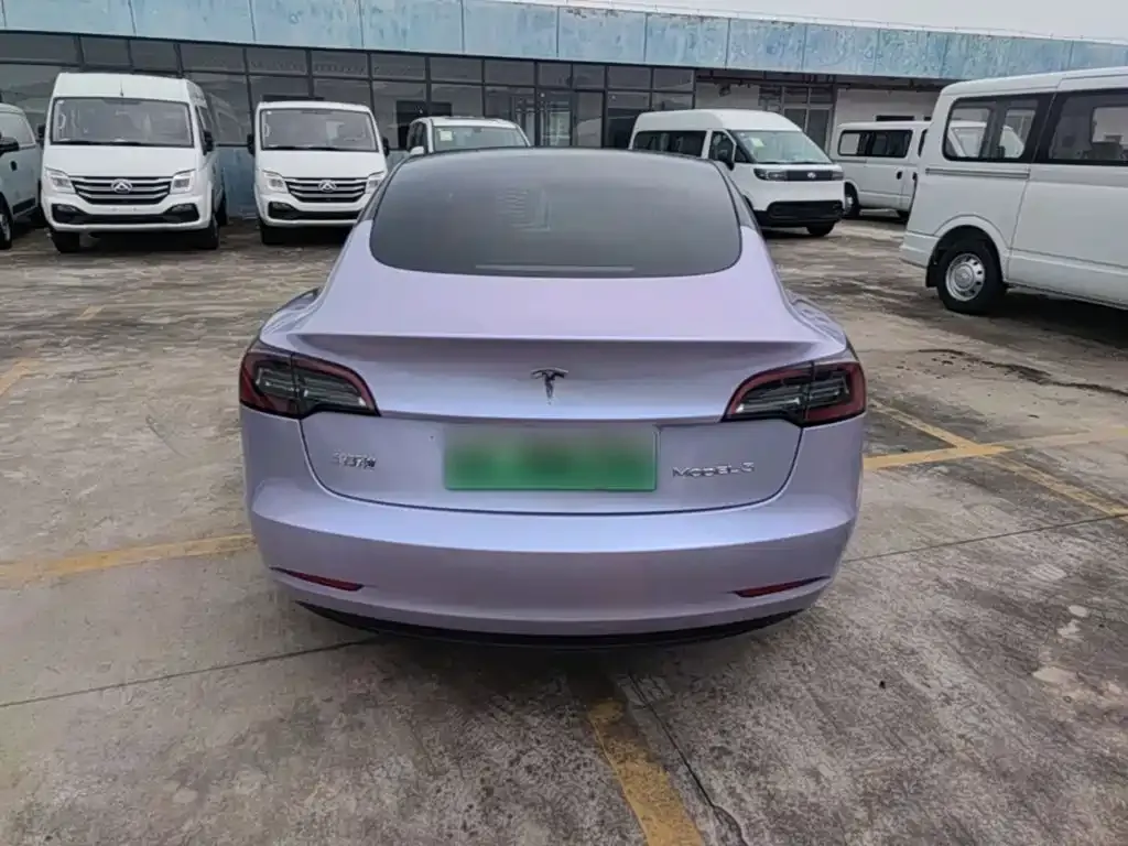 Tesla Model 3 — фото 6