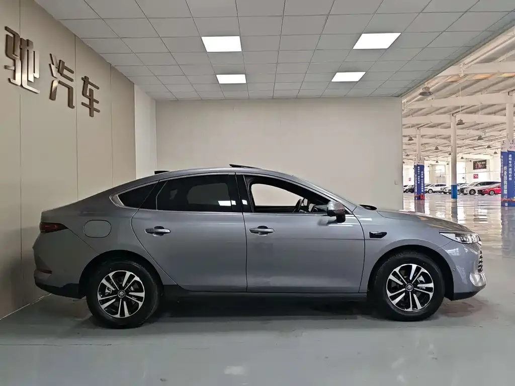BYD Qin PLUS — фото 10