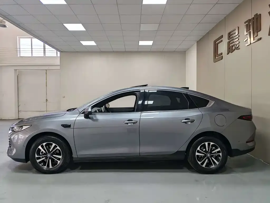 BYD Qin PLUS — фото 5