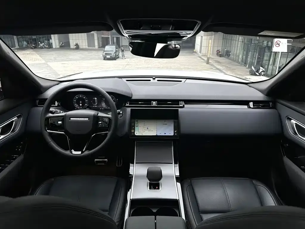 Land Rover Velar — фото 10