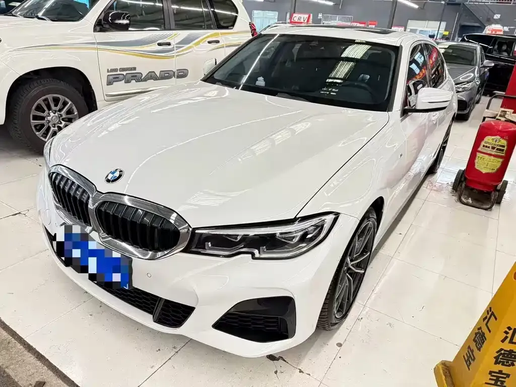 BMW 3 Series — фото 1