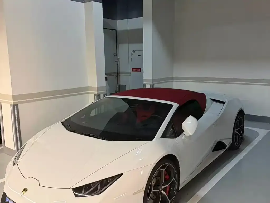 Lamborghini Huracan — фото 1