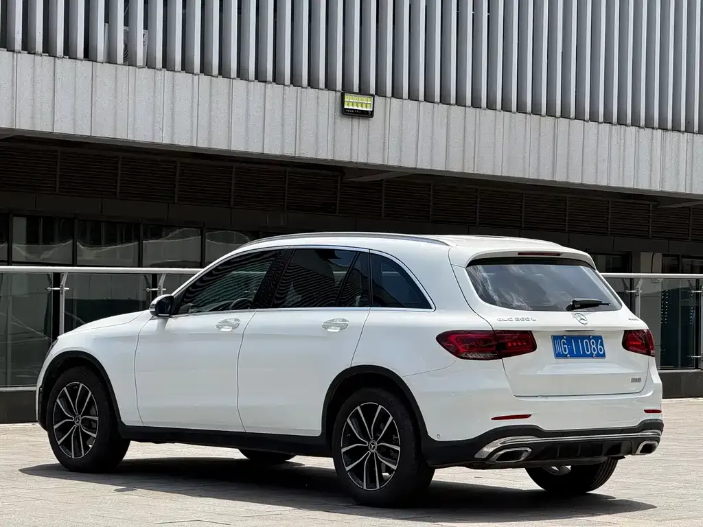 Mercedes-Benz GLC — фото 3