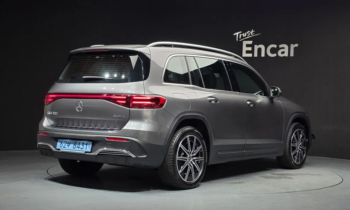 Mercedes-Benz EQB — фото 3