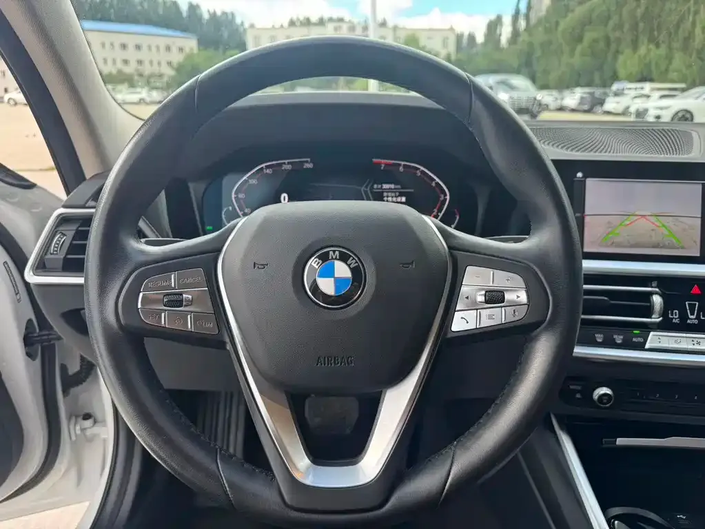 BMW 3 Series — фото 10