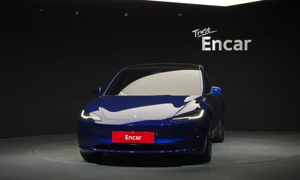 Tesla Model 3 — фото 2