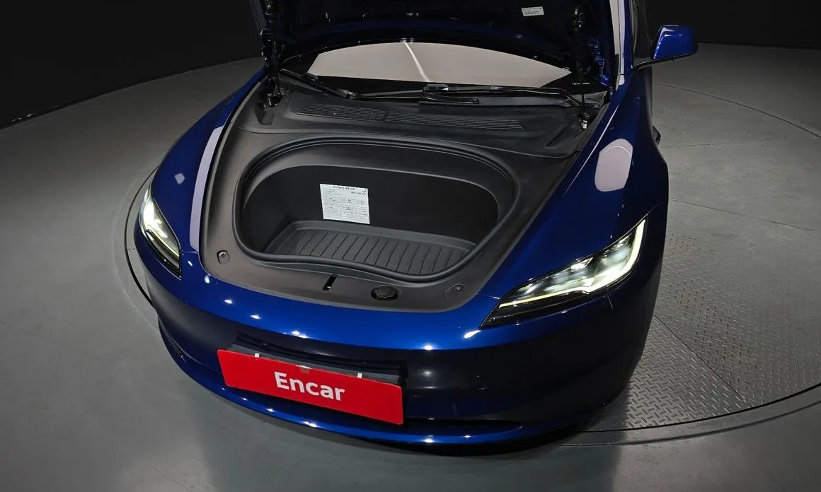 Tesla Model 3 — фото 10