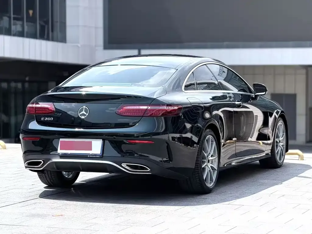 Mercedes-Benz E-Class (Import) — фото 7