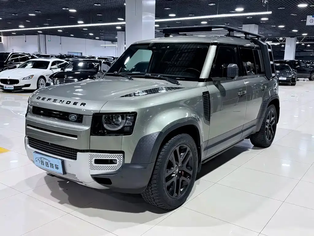 Land Rover Defender — фото 1