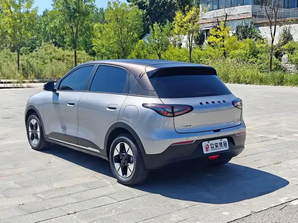 Geely Starburst — фото 10