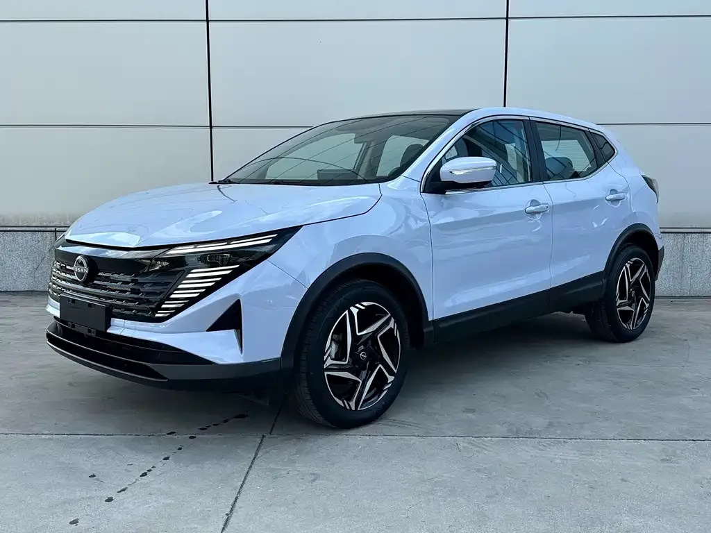 Nissan Qashqai — фото 1