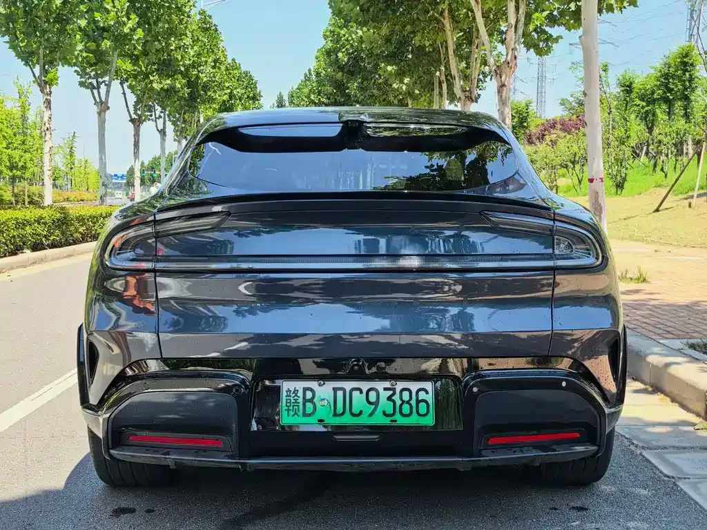 Xiaomi YU7 — фото 7