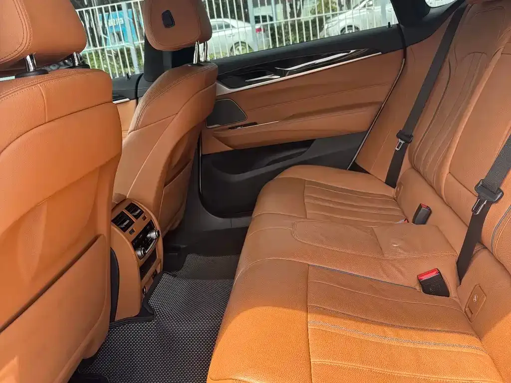 BMW 6 Series GT — фото 3