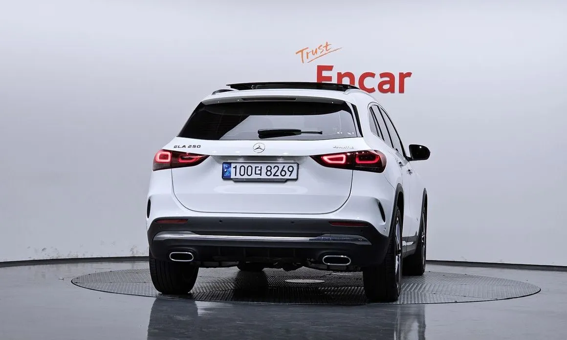 Mercedes-Benz GLA-Class — фото 9