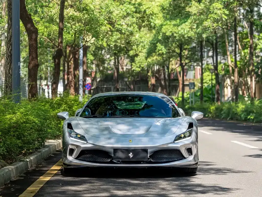 Ferrari F8 — фото 7