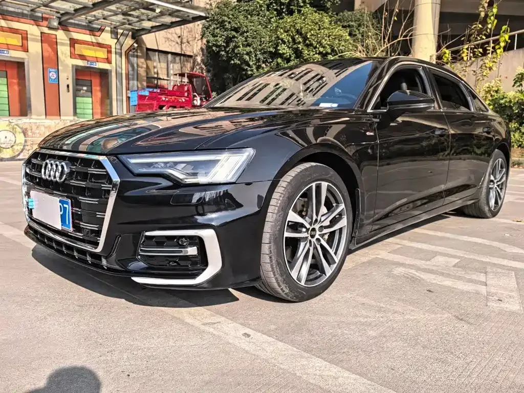 Audi A6L — фото 9