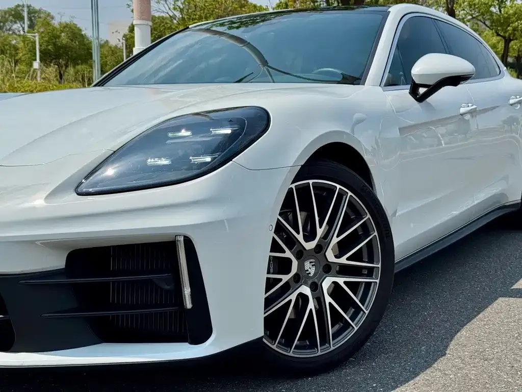 Porsche Panamera — фото 6