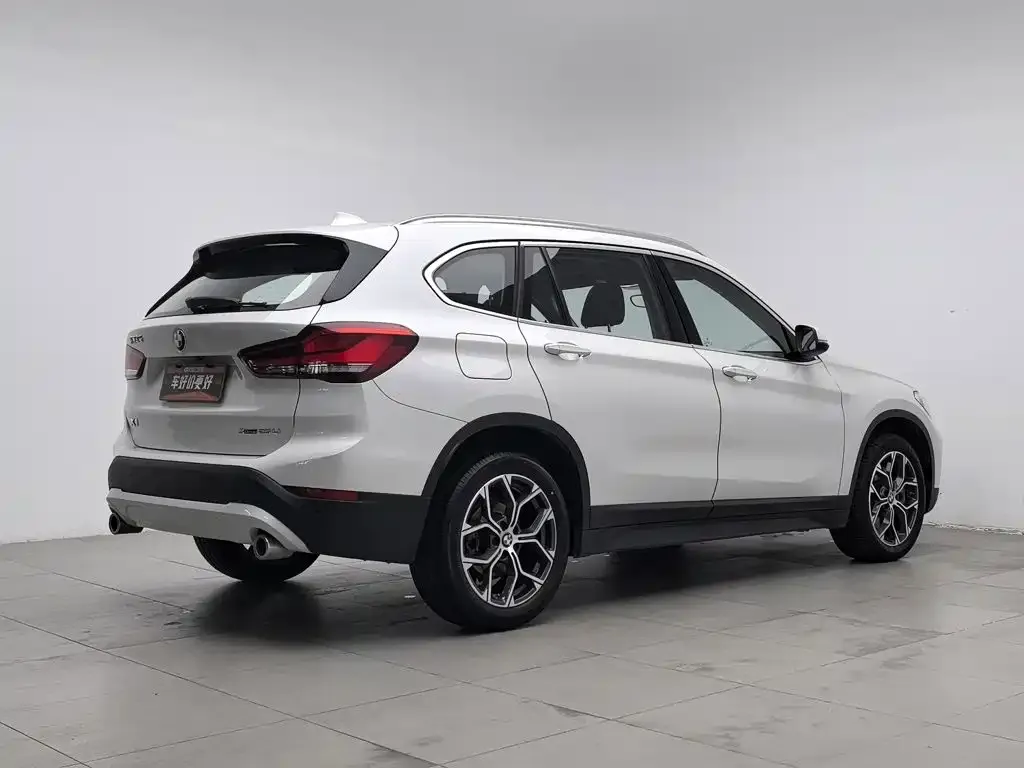 BMW X1 — фото 3