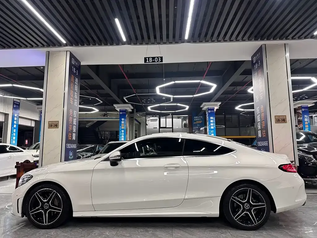 Mercedes-Benz C-Class (Import) — фото 4