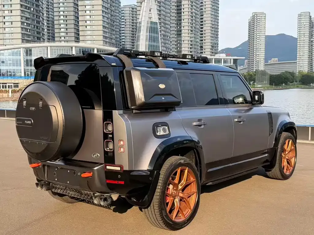 Land Rover Defender — фото 9