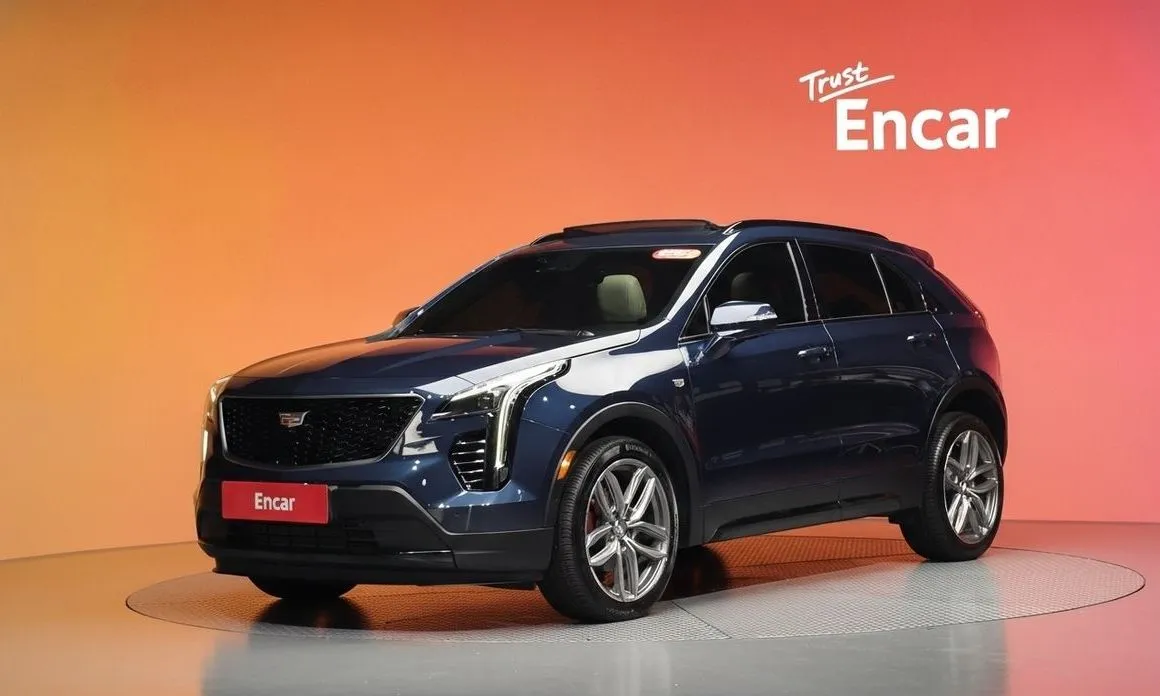 Cadillac XT4 — фото 1