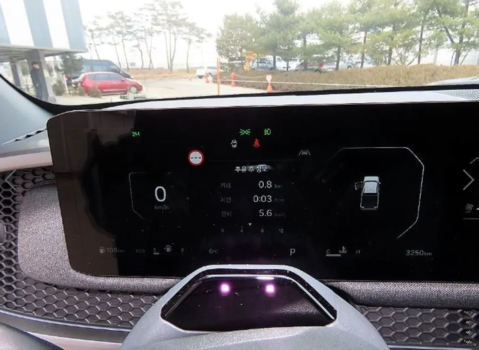 Kia Tasman — фото 10