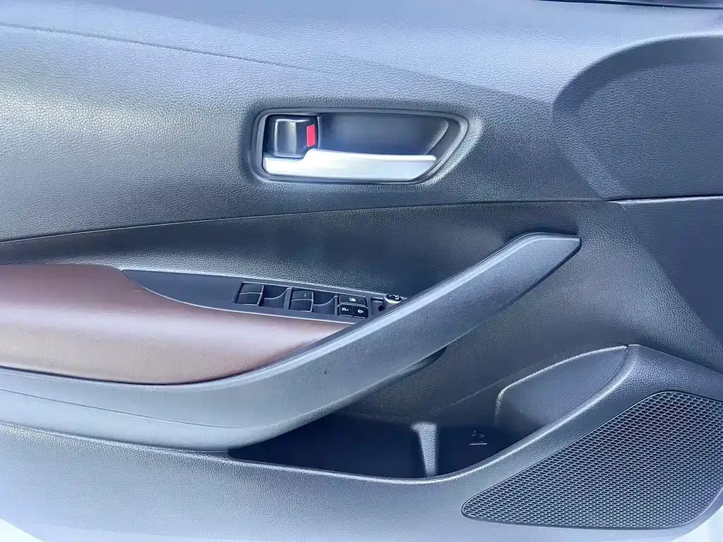 Toyota Levin — фото 10