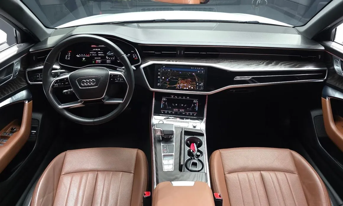 Audi A6 — фото 7