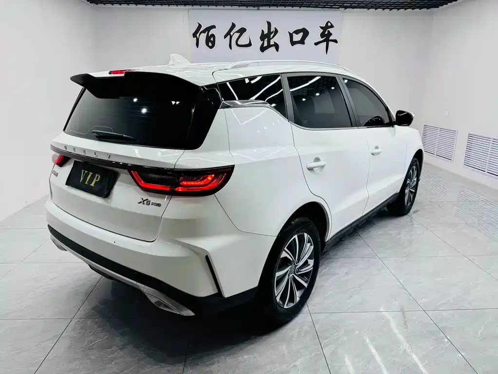 Geely Vision X6 — фото 7