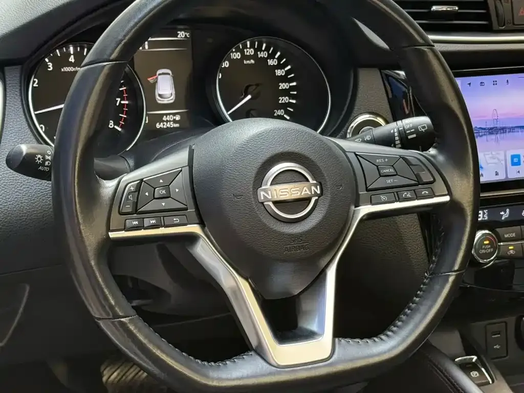 Nissan Qashqai — фото 5