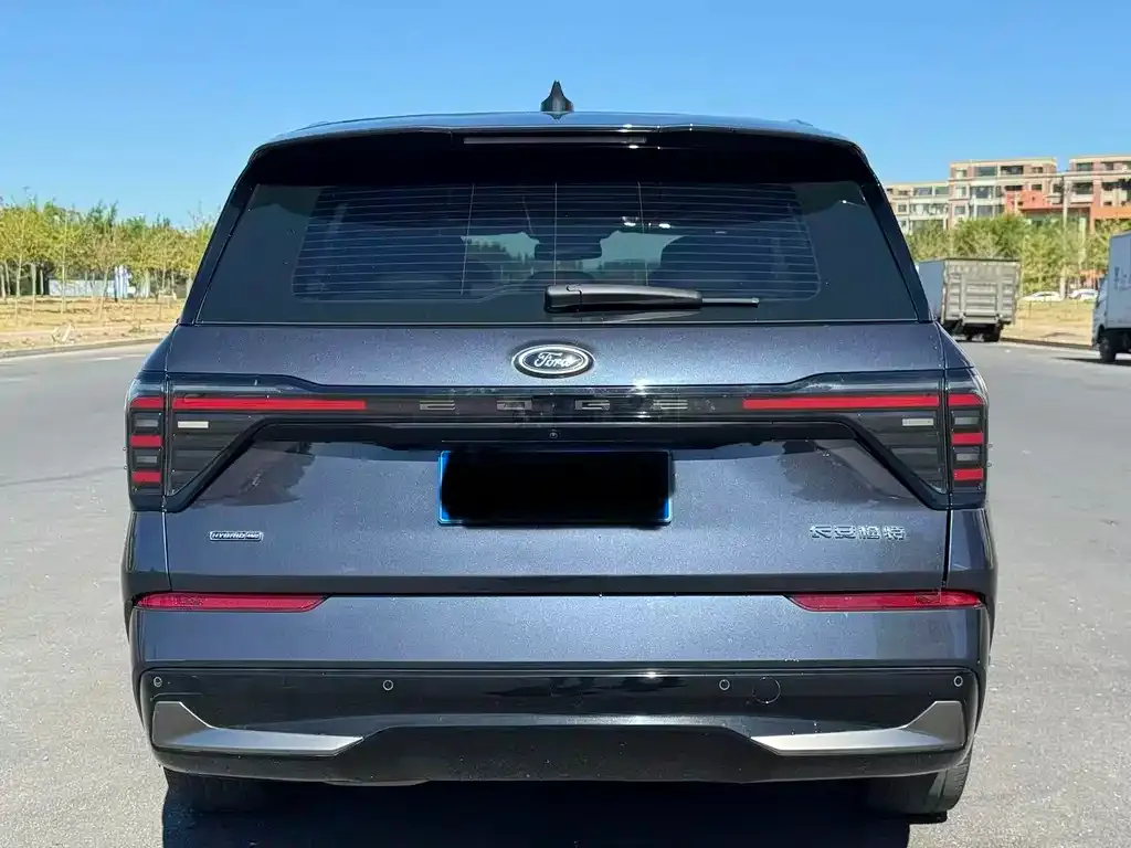 Ford Edge — фото 6