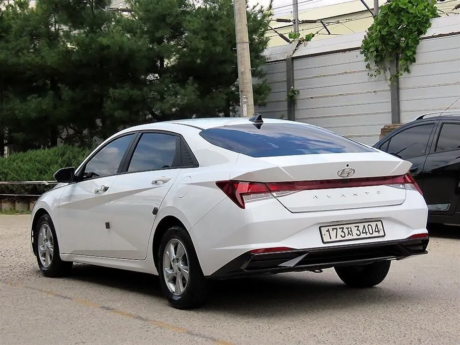 Hyundai AVANTE — фото 10