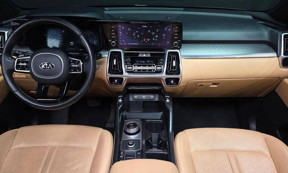Kia Sorento — фото 8