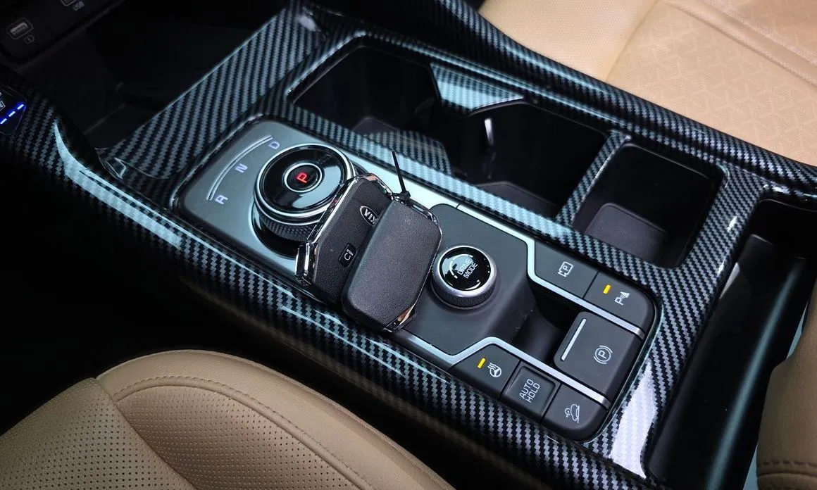 Kia Sorento — фото 10