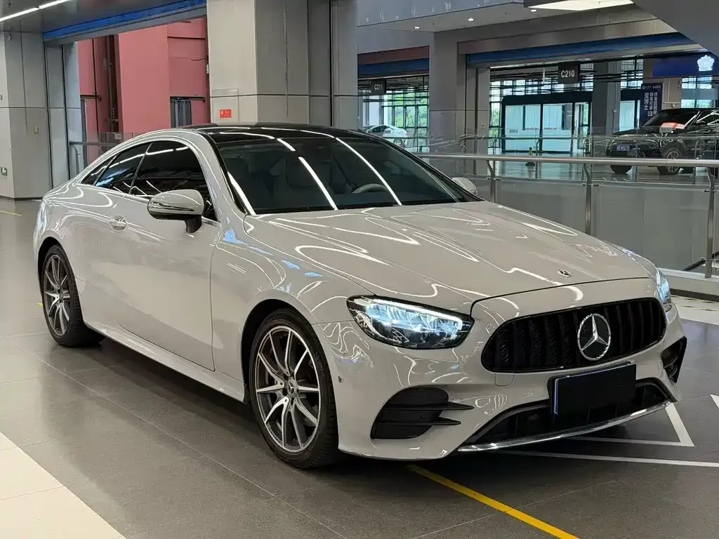 Mercedes-Benz E-Class (Import) — фото 5