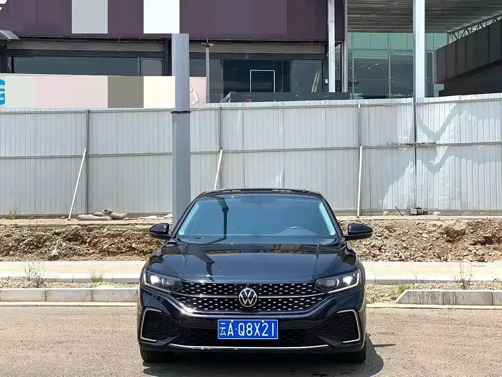 Volkswagen Passat — фото 9