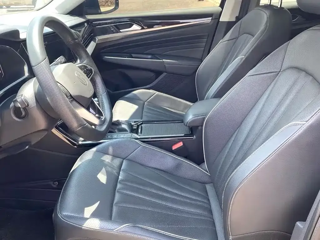 Volkswagen Passat — фото 2