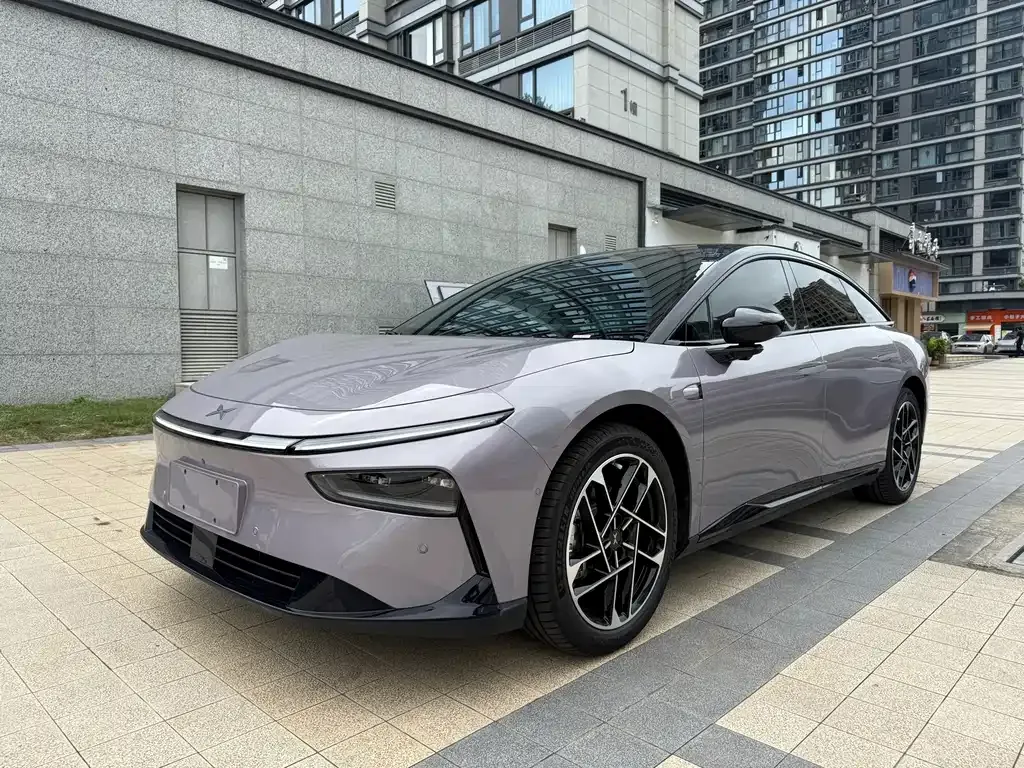 XPeng P7+ — фото 1