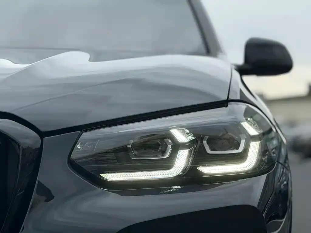 BMW X3 — фото 2