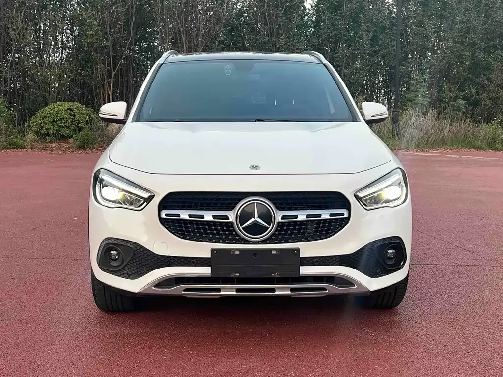 Mercedes-Benz GLA — фото 9