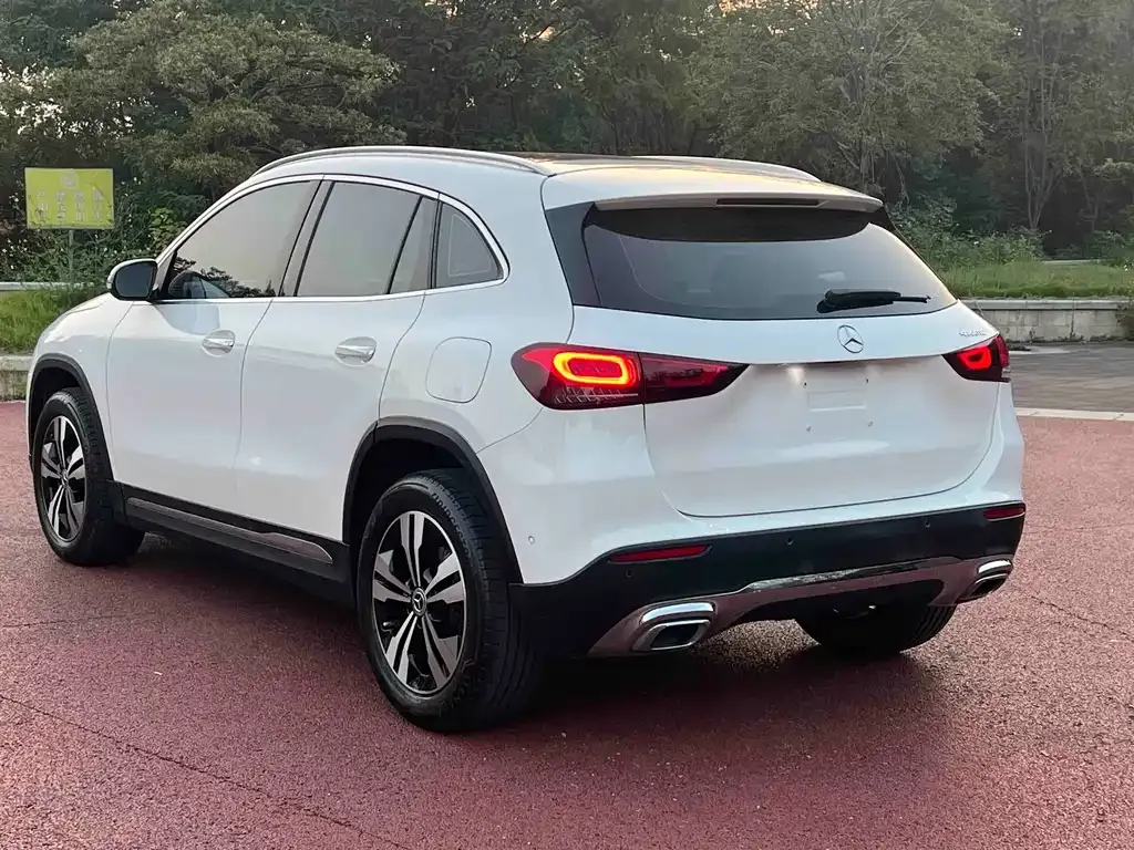 Mercedes-Benz GLA — фото 3
