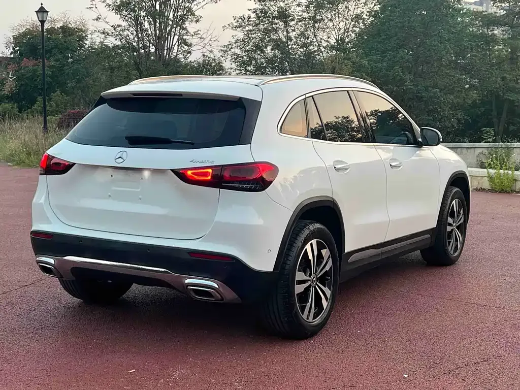 Mercedes-Benz GLA — фото 5