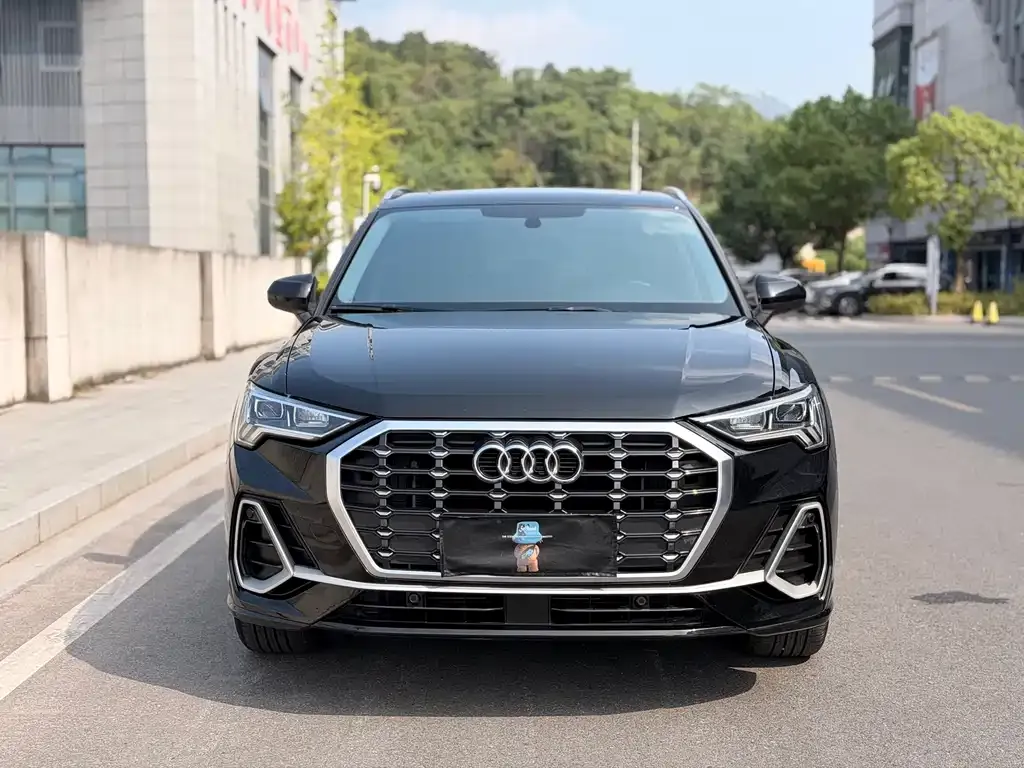 Audi Q3 — фото 6