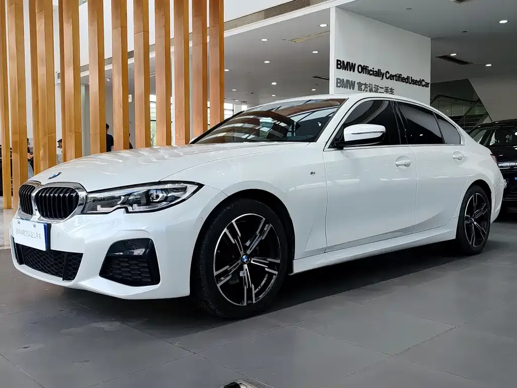 BMW 3 Series — фото 1