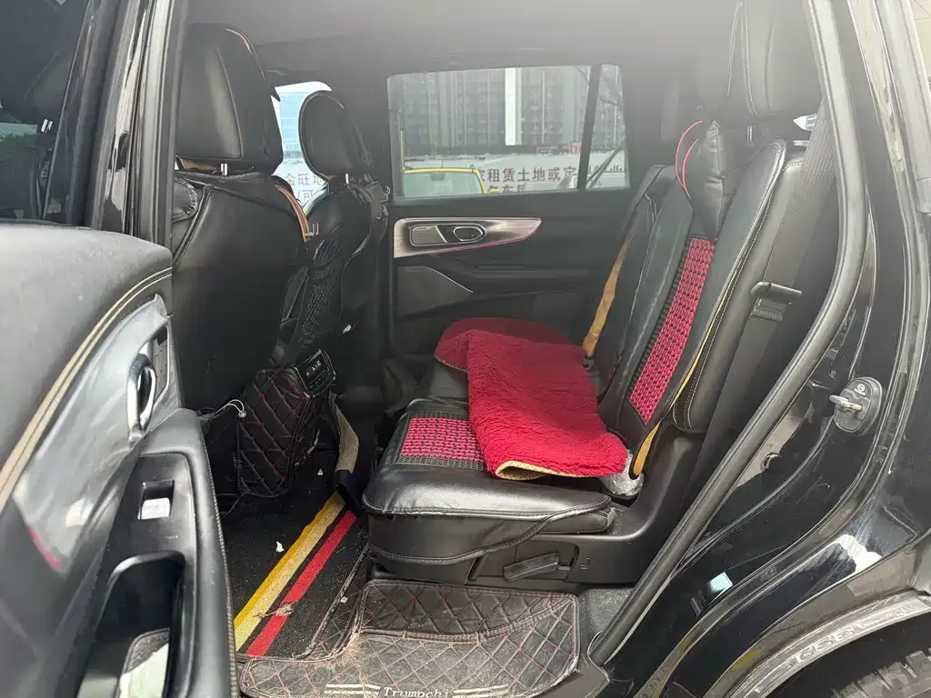 GAC Motor Trumpchi GS8 — фото 7