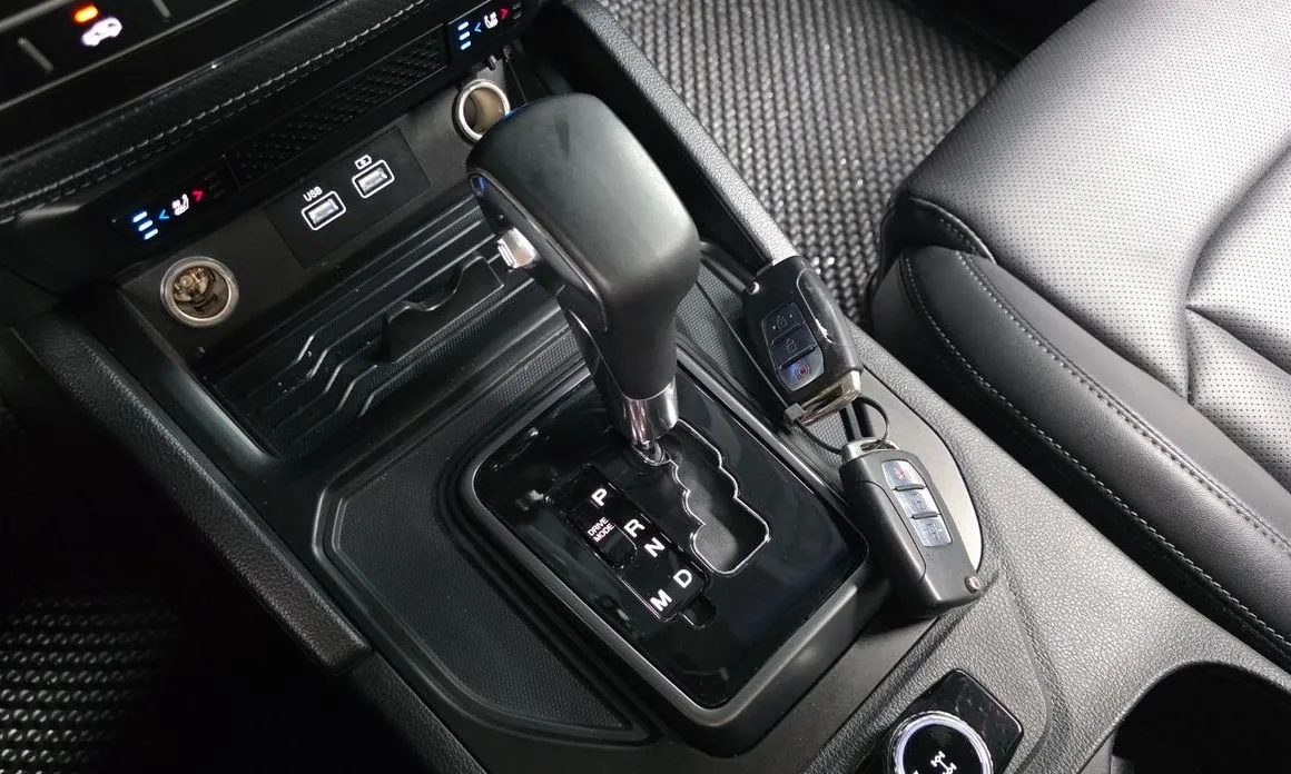 KG Mobility (Ssangyong) Rexton — фото 10