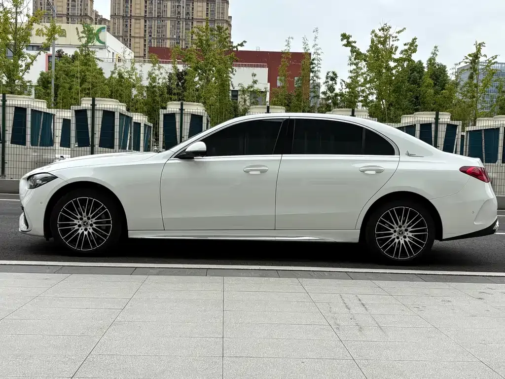 Mercedes-Benz C-Class — фото 10