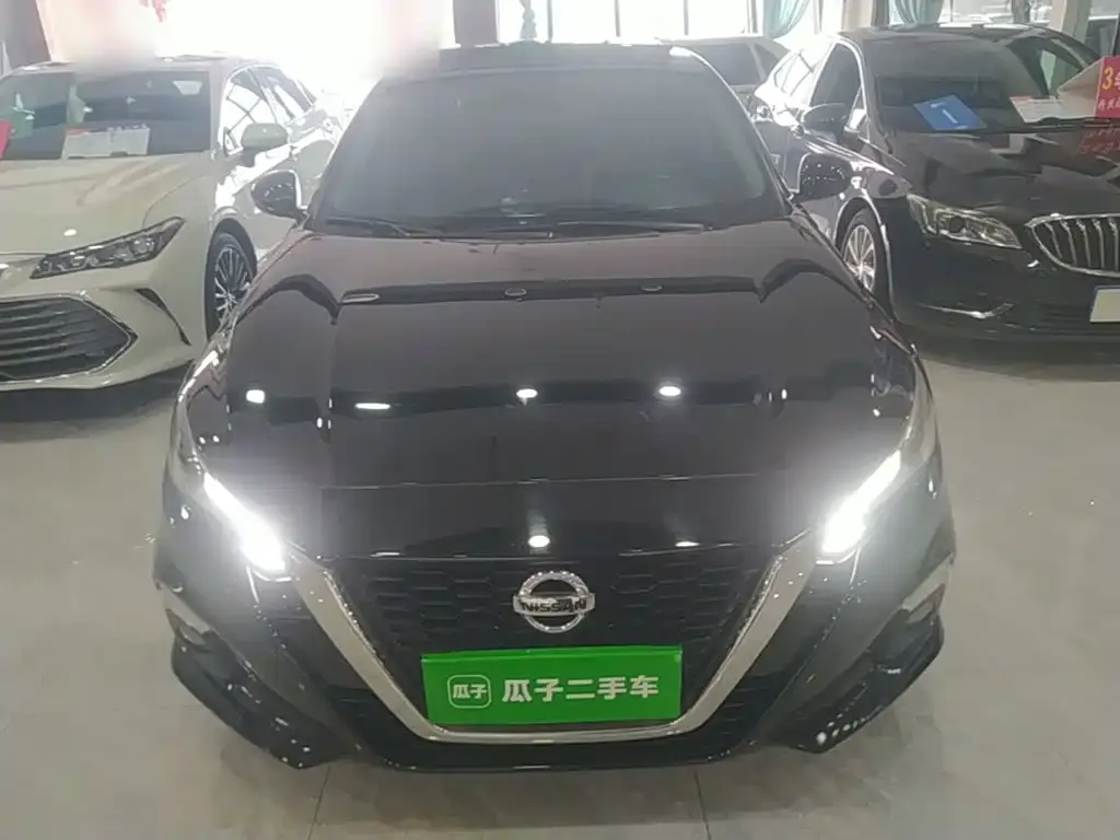 Nissan Teana — фото 2